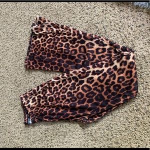 NWOT Boohoo bootcut cheetah pants